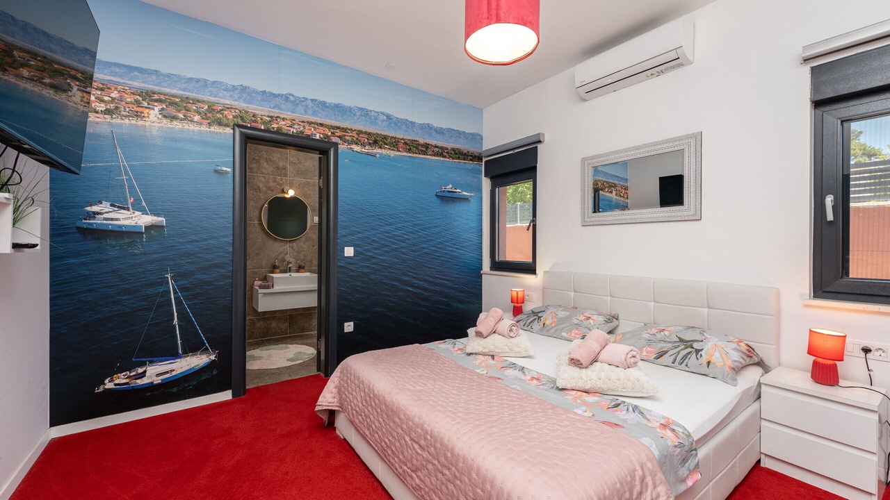 Photo of Bedroom in Vir