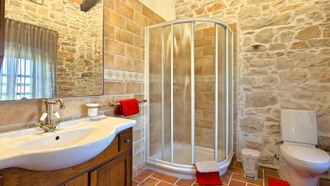 Photo of Bathroom in Umag