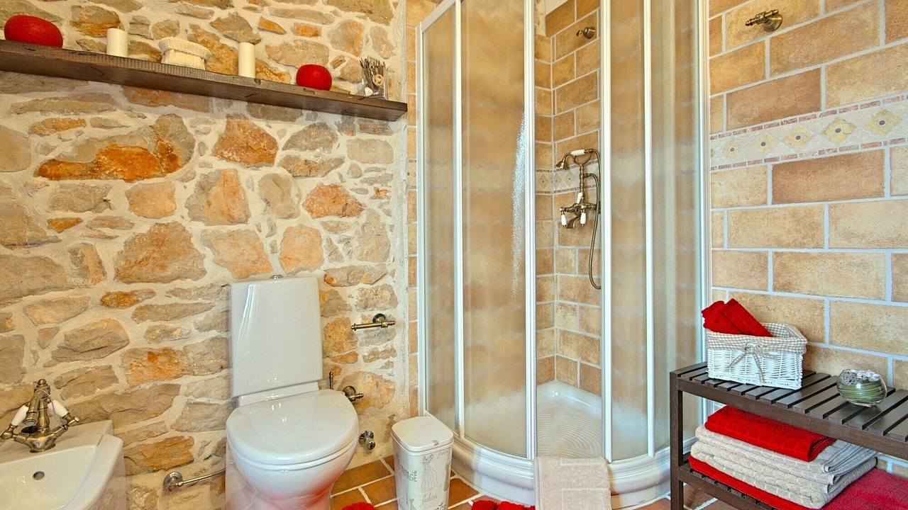 Photo of Bathroom in Umag