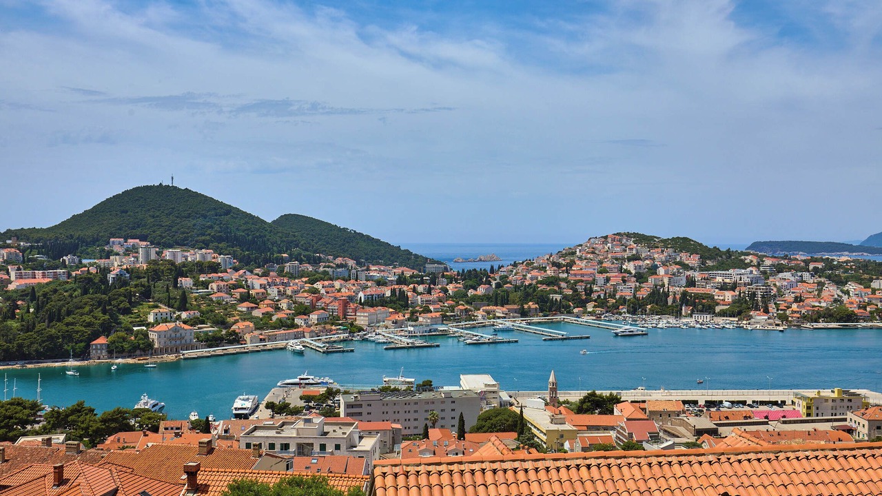 Photo of Outdoor in Gruz