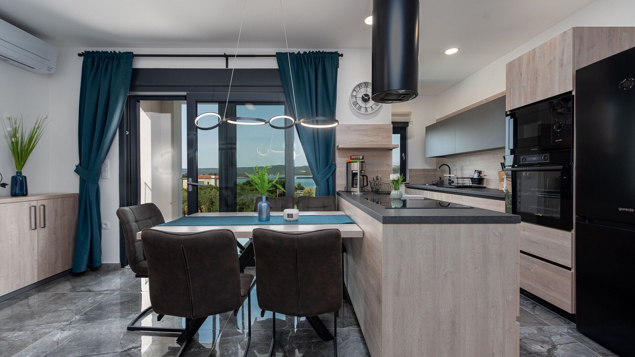 Photo of Others in Turanj