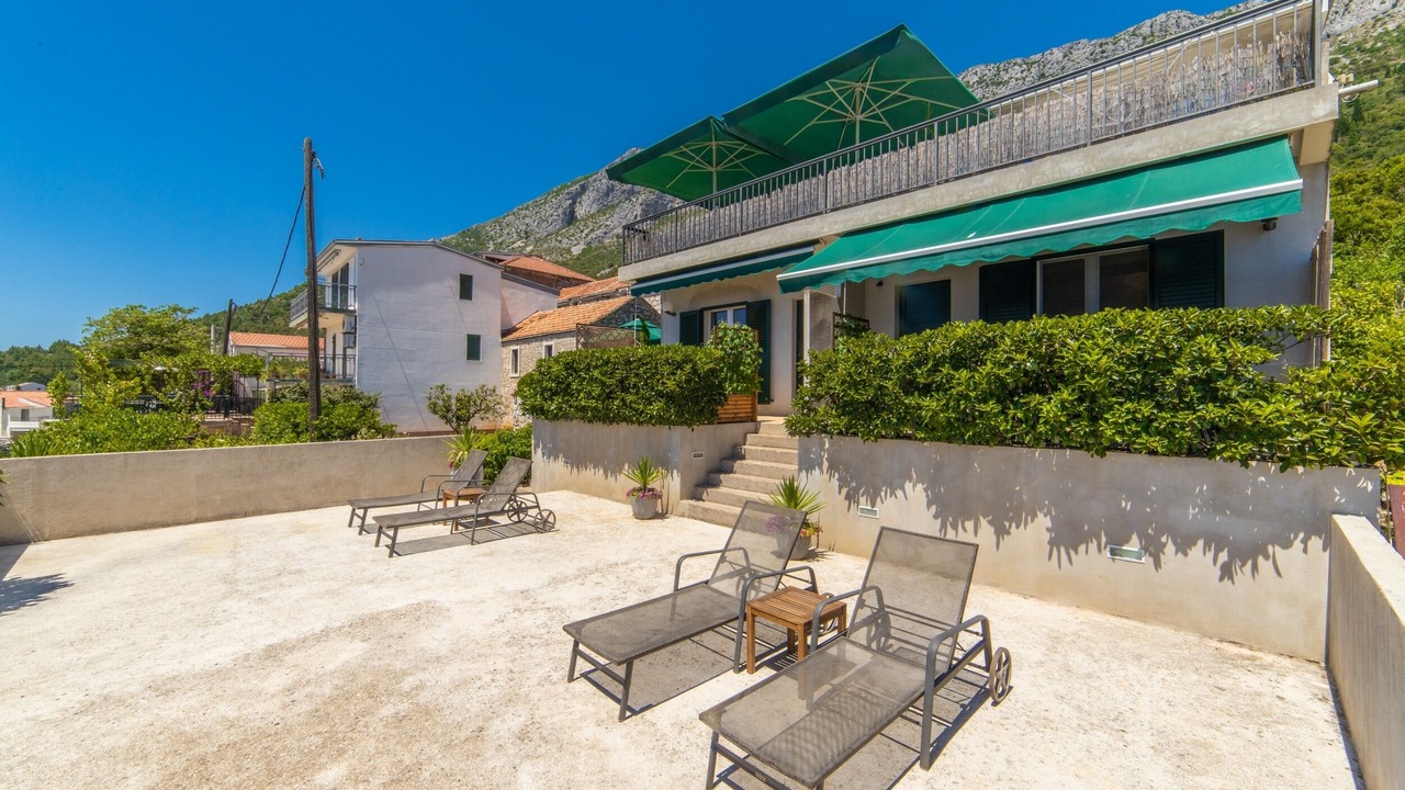 Photo of Outdoor in Brist