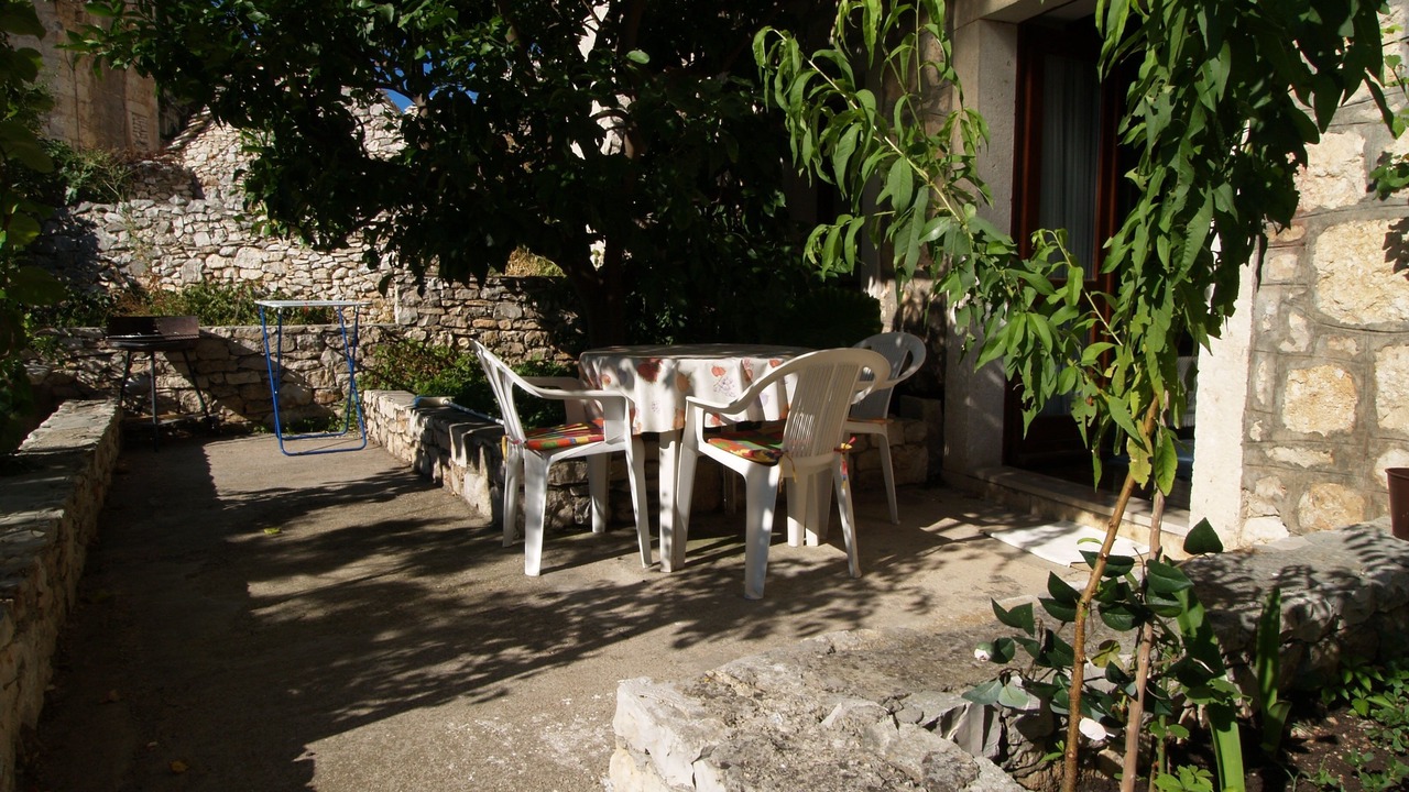 Photo of Others in Sutivan