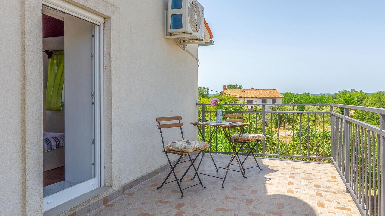Photo of Patio Balcony in Sumber