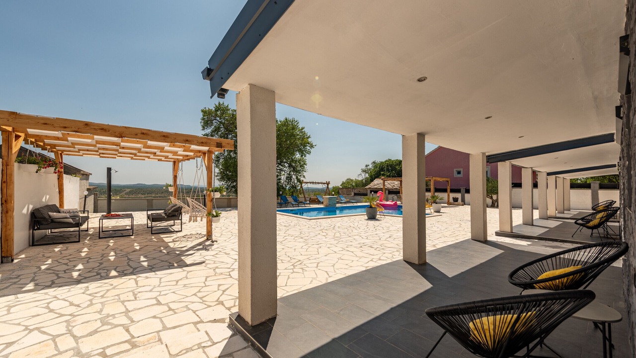 Photo of Patio Balcony in Benkovac