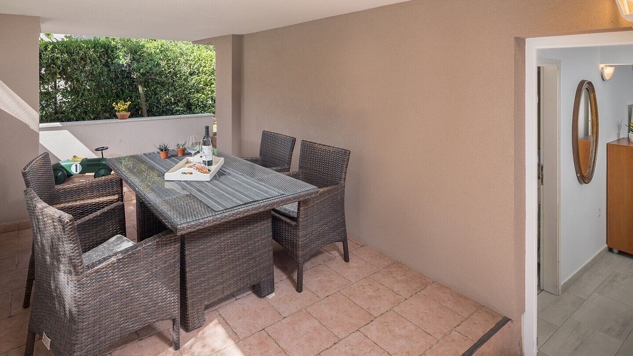Photo of Outdoor in Spadici