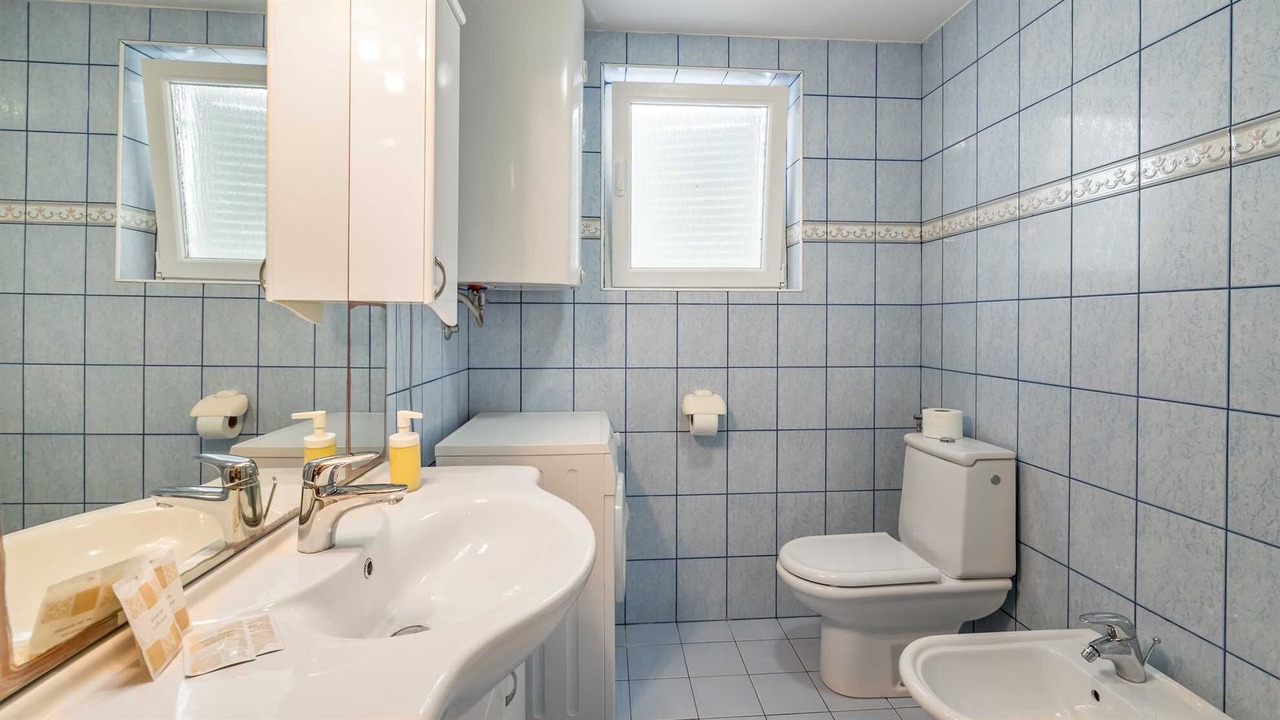 Photo of Bathroom in Baska