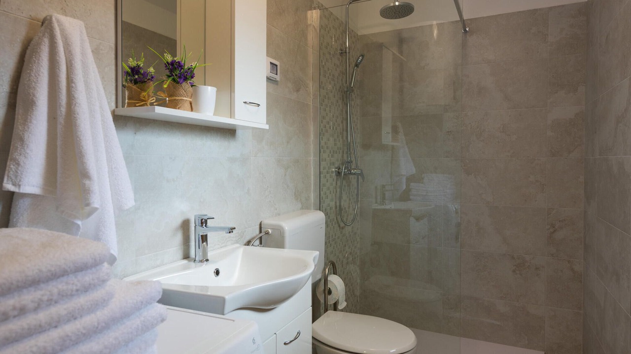 Photo of Bathroom in Orihi