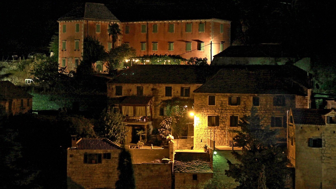Photo of Outdoor in Dol