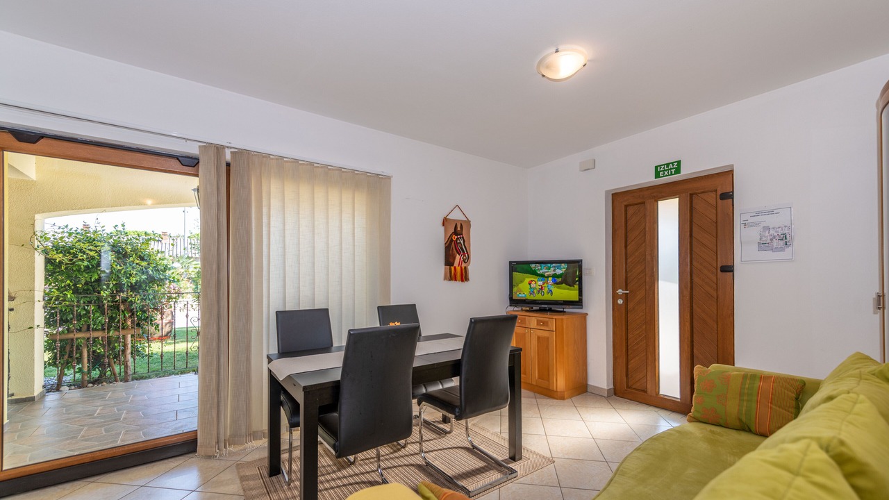 Photo of Livingroom in Strmac