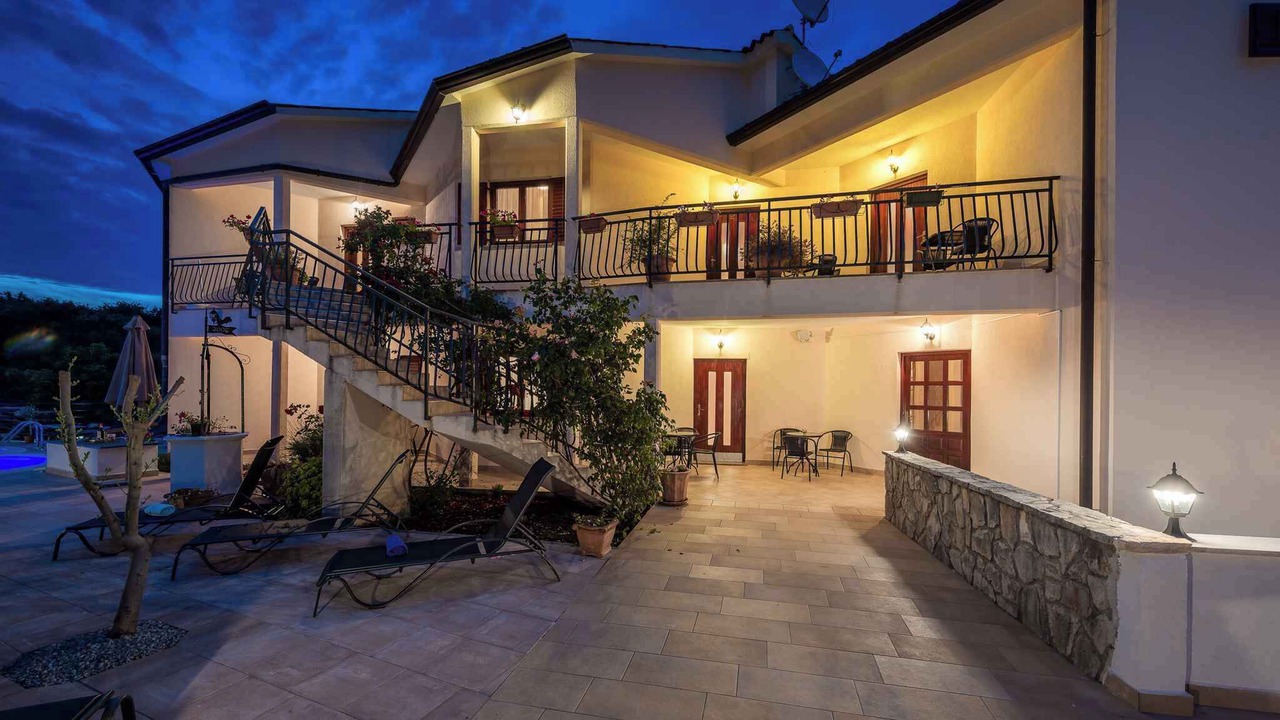 Photo of Patio Balcony in Drenje