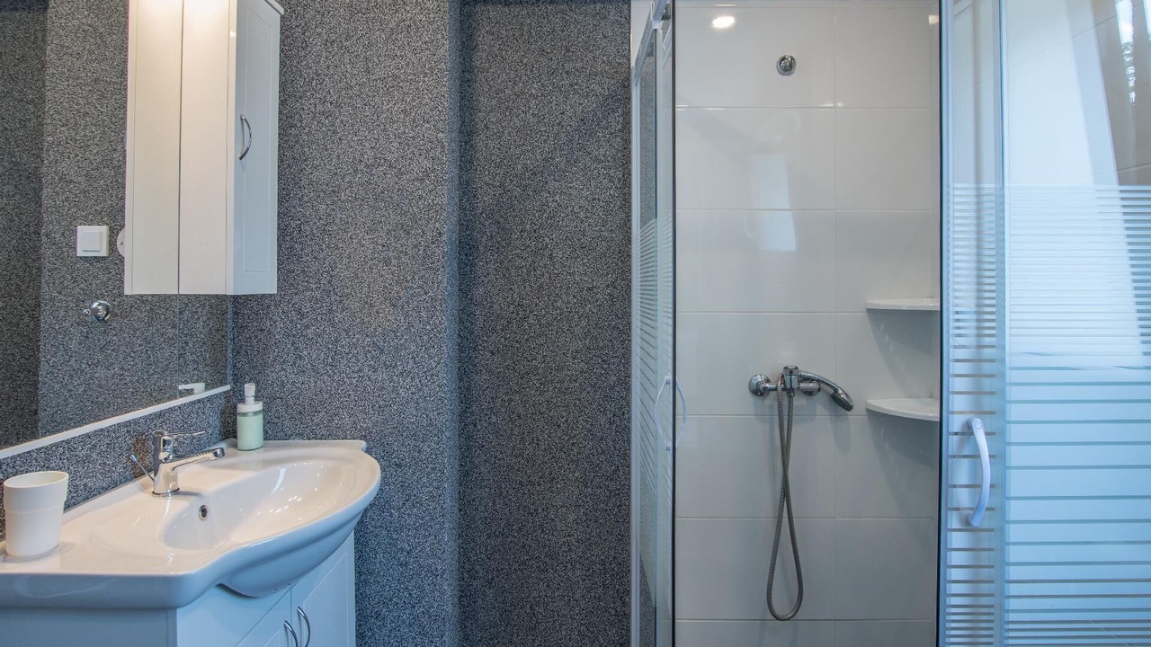 Photo of Bathroom in Radini