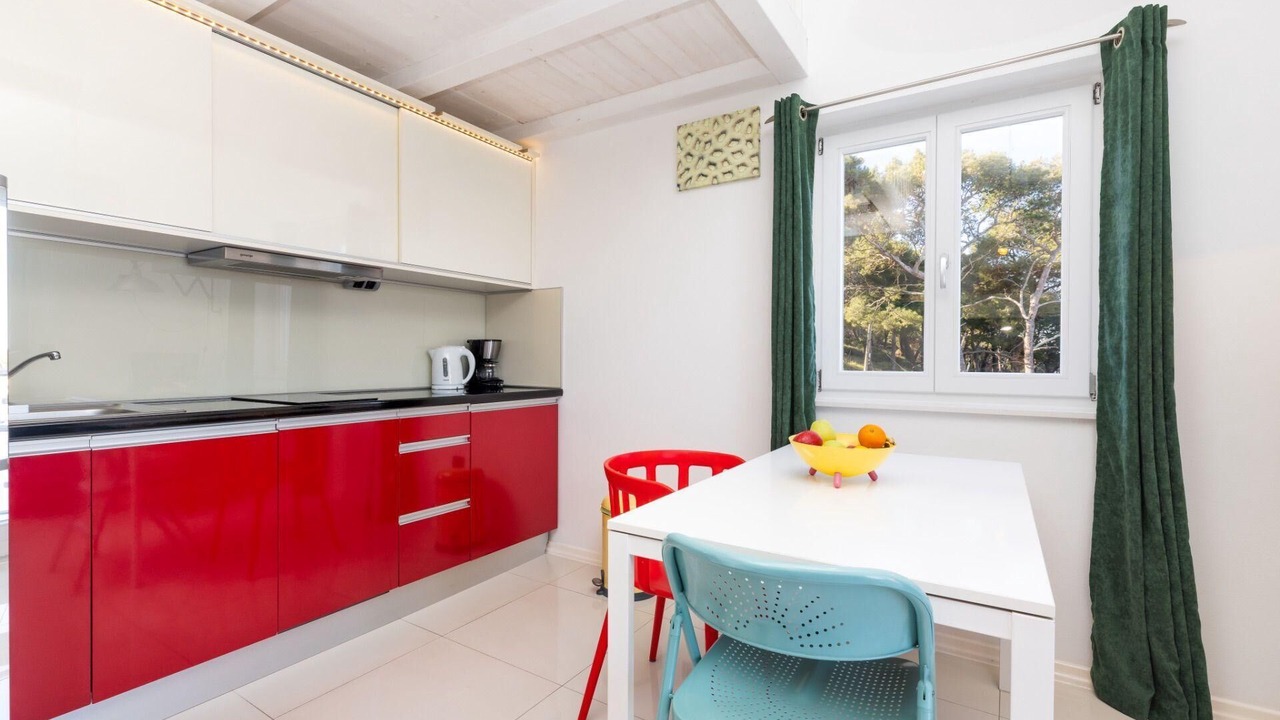 Photo of Kitchen in Cove Murtar
