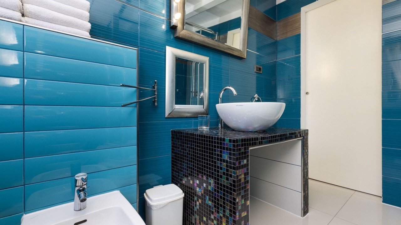 Photo of Bathroom in Cove Murtar
