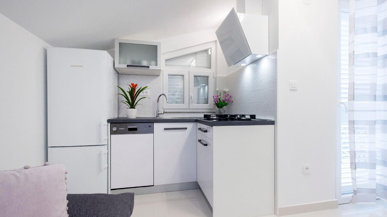 Photo of Kitchen in Grebastica