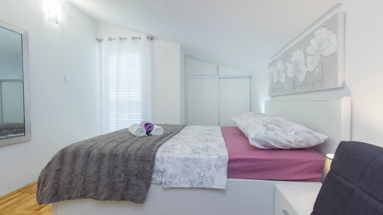 Photo of Bedroom in Grebastica