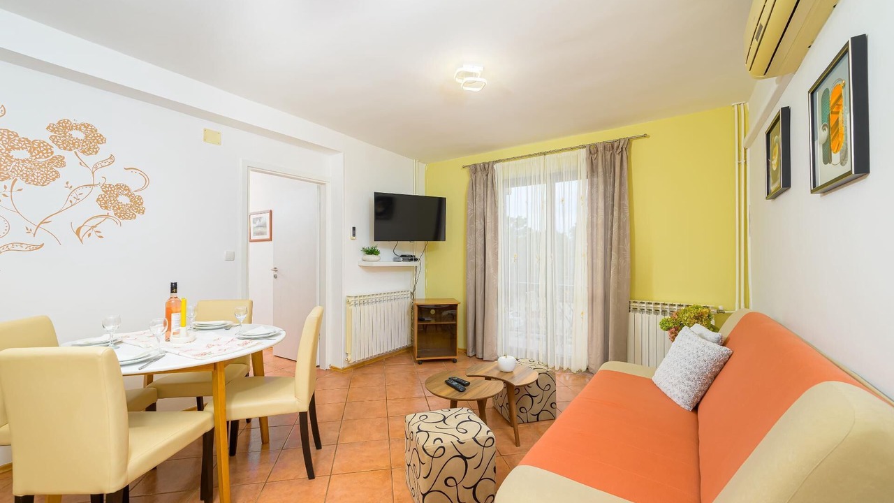 Photo of Livingroom in Stinjan