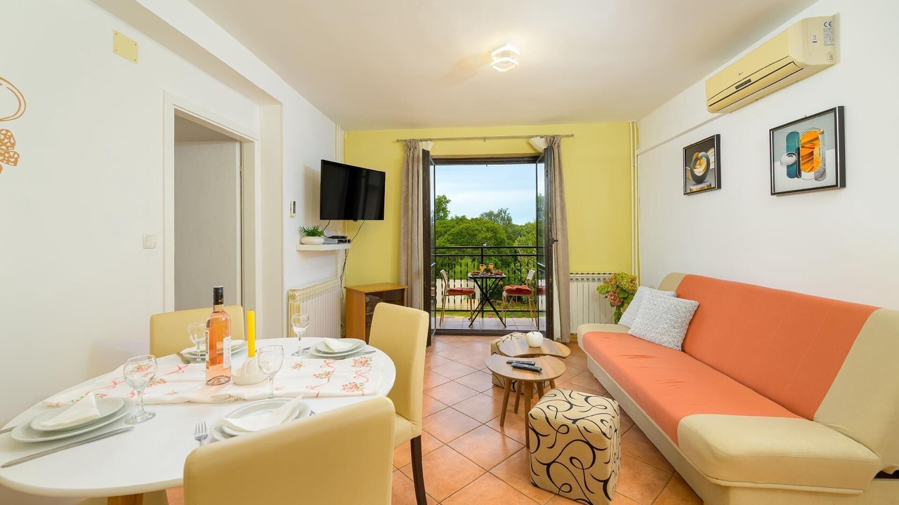 Photo of Livingroom in Stinjan