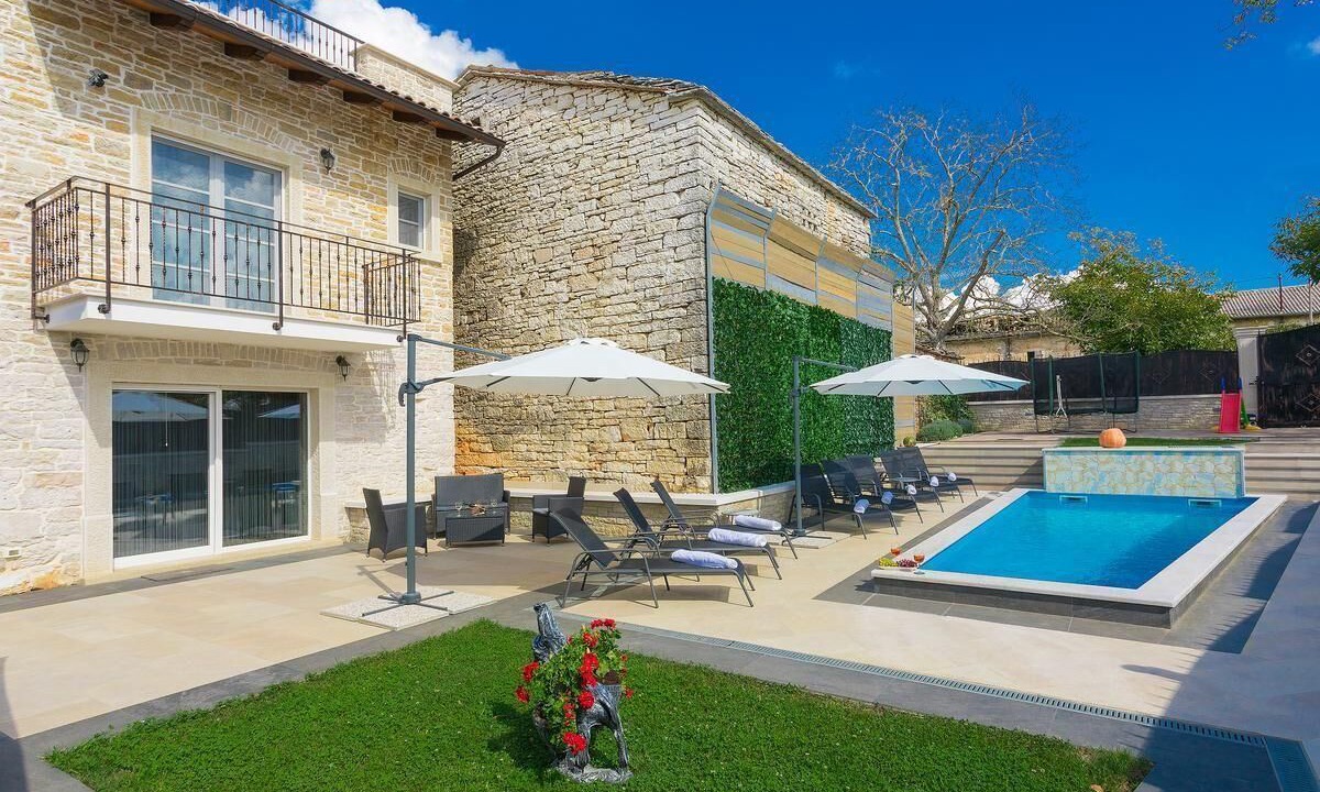 Photo of Patio Balcony in Pazin