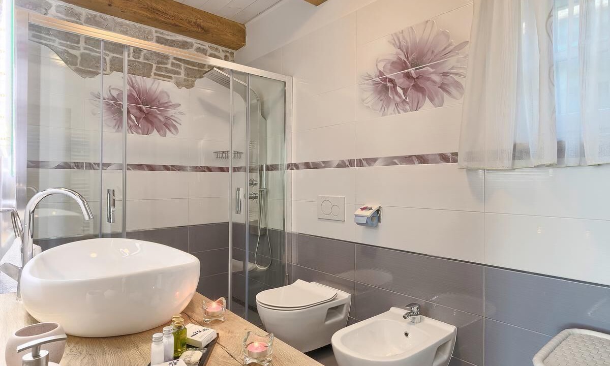 Photo of Bathroom in Pazin