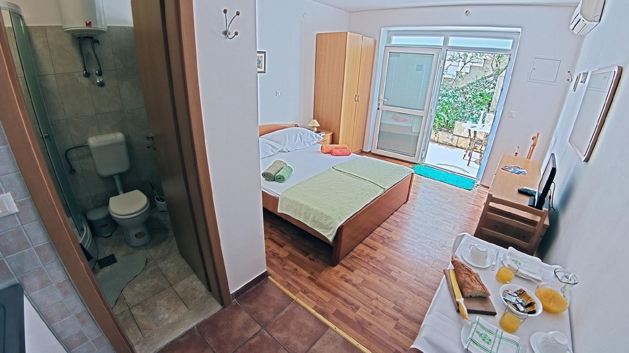 Photo of Bedroom in Ploce