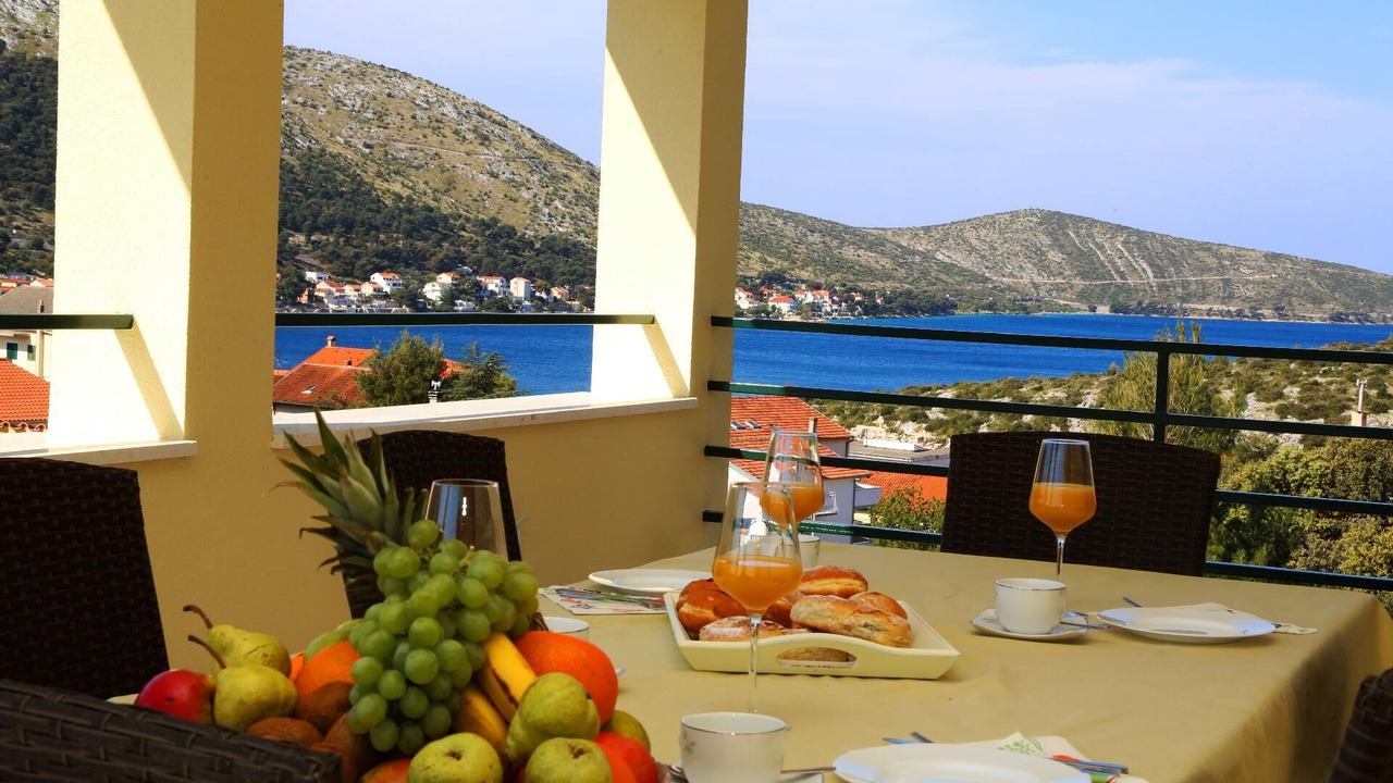 Photo of Outdoor in Grebastica