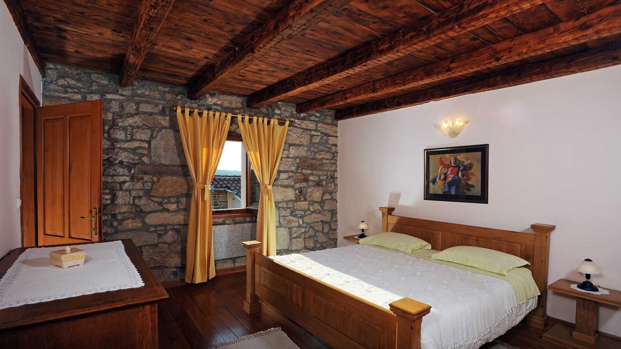 Photo of Bedroom in Plomin