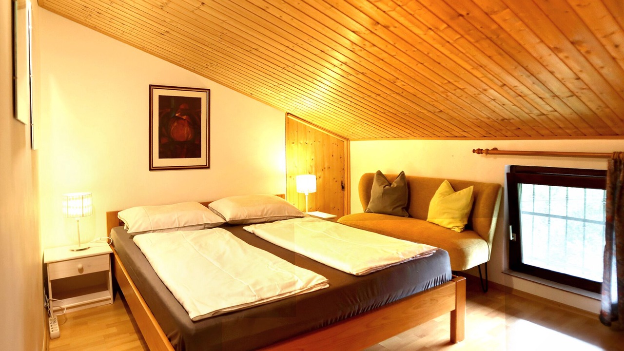 Photo of Bedroom in Sarsoni