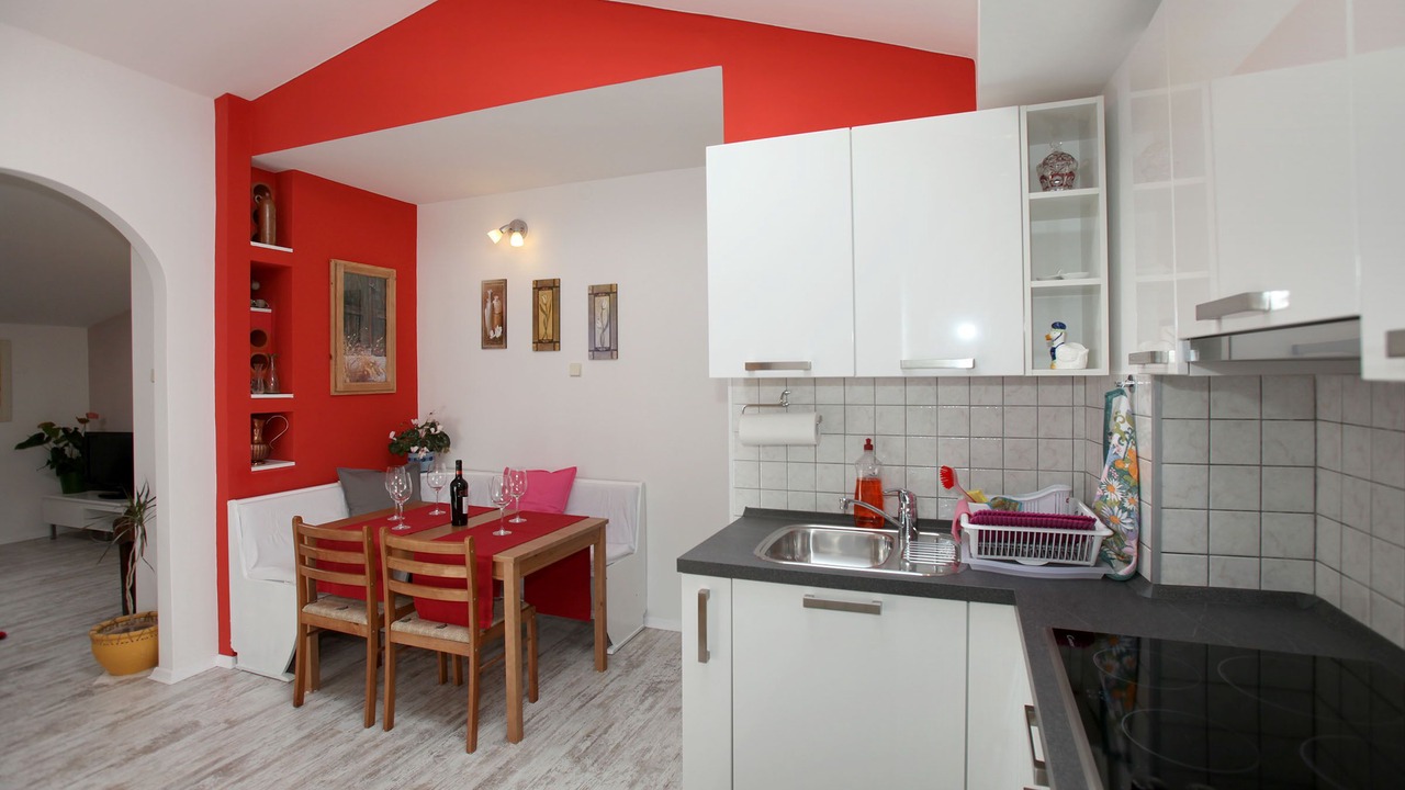 Photo of Kitchen in Sarsoni