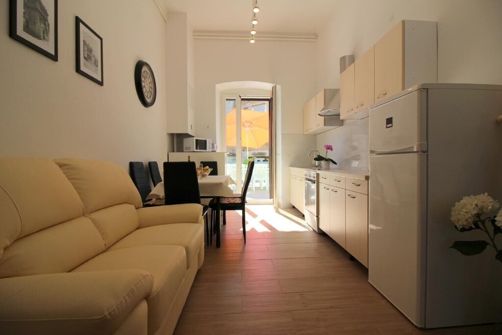 Photo of Livingroom in City Center