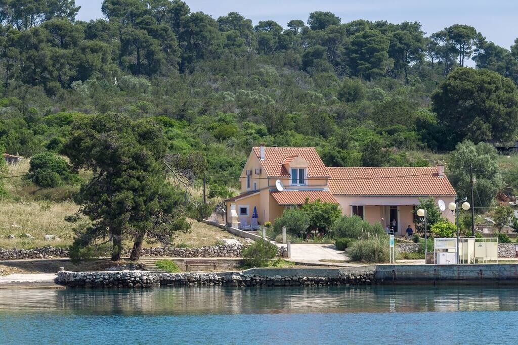 Photo of Others in Molat