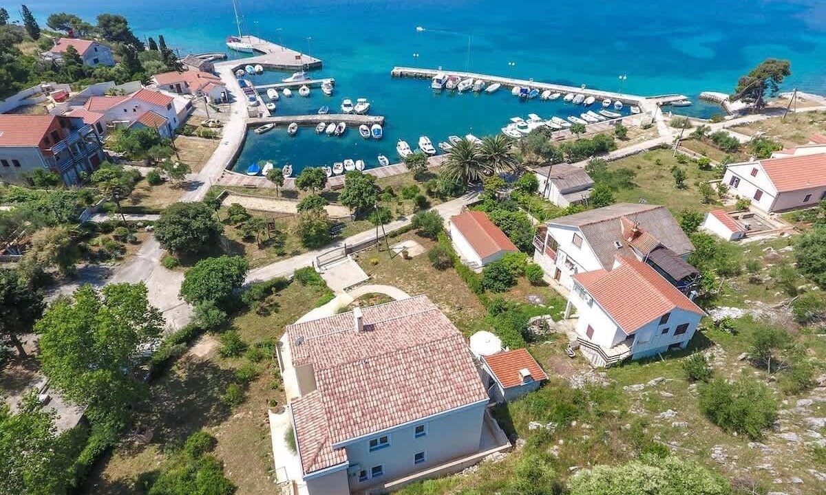 Photo of Outdoor in Molat