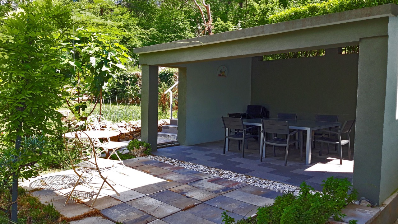 Photo of Outdoor in Srinjine