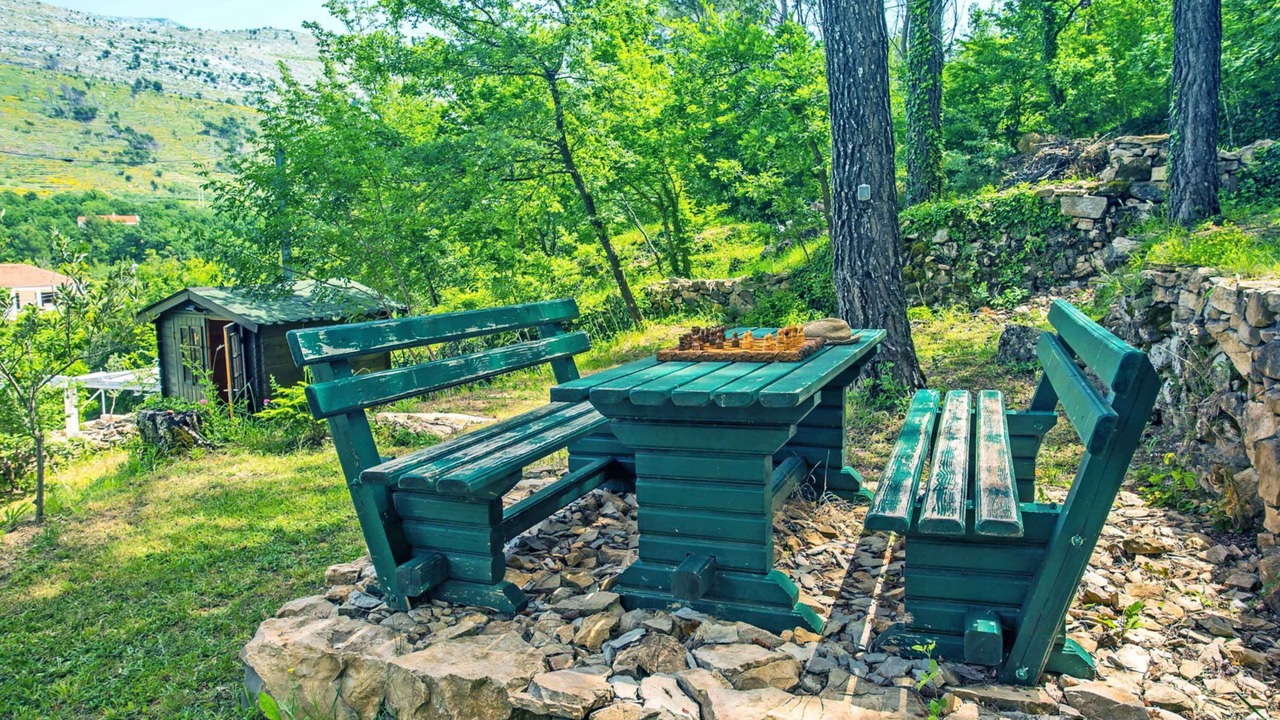 Photo of Outdoor in Srinjine