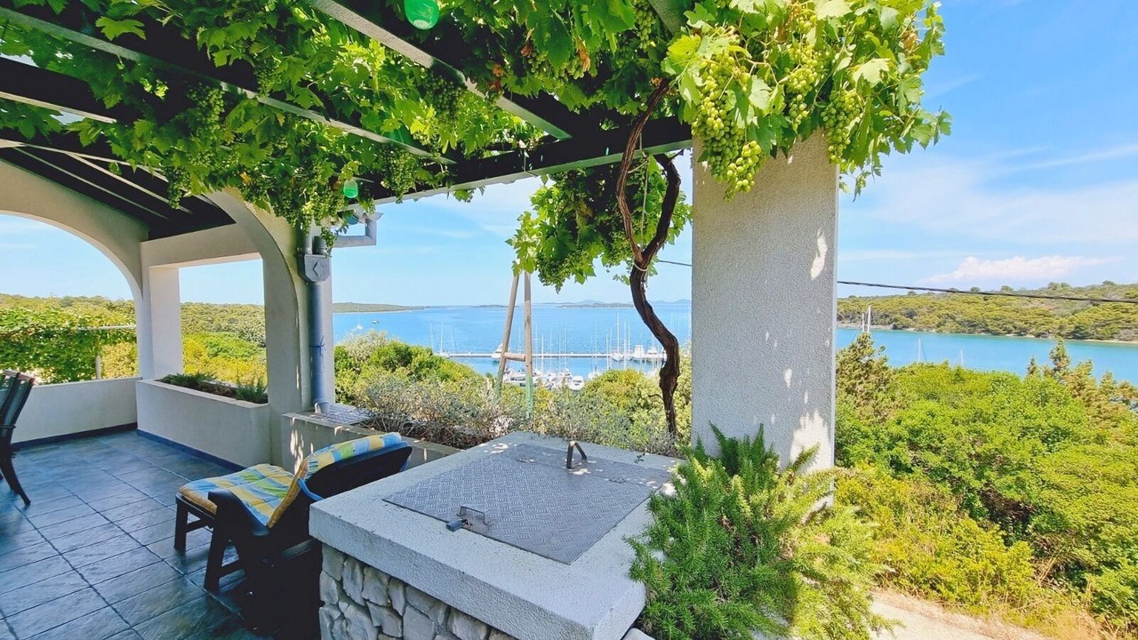 Photo of Outdoor in Veli Rat