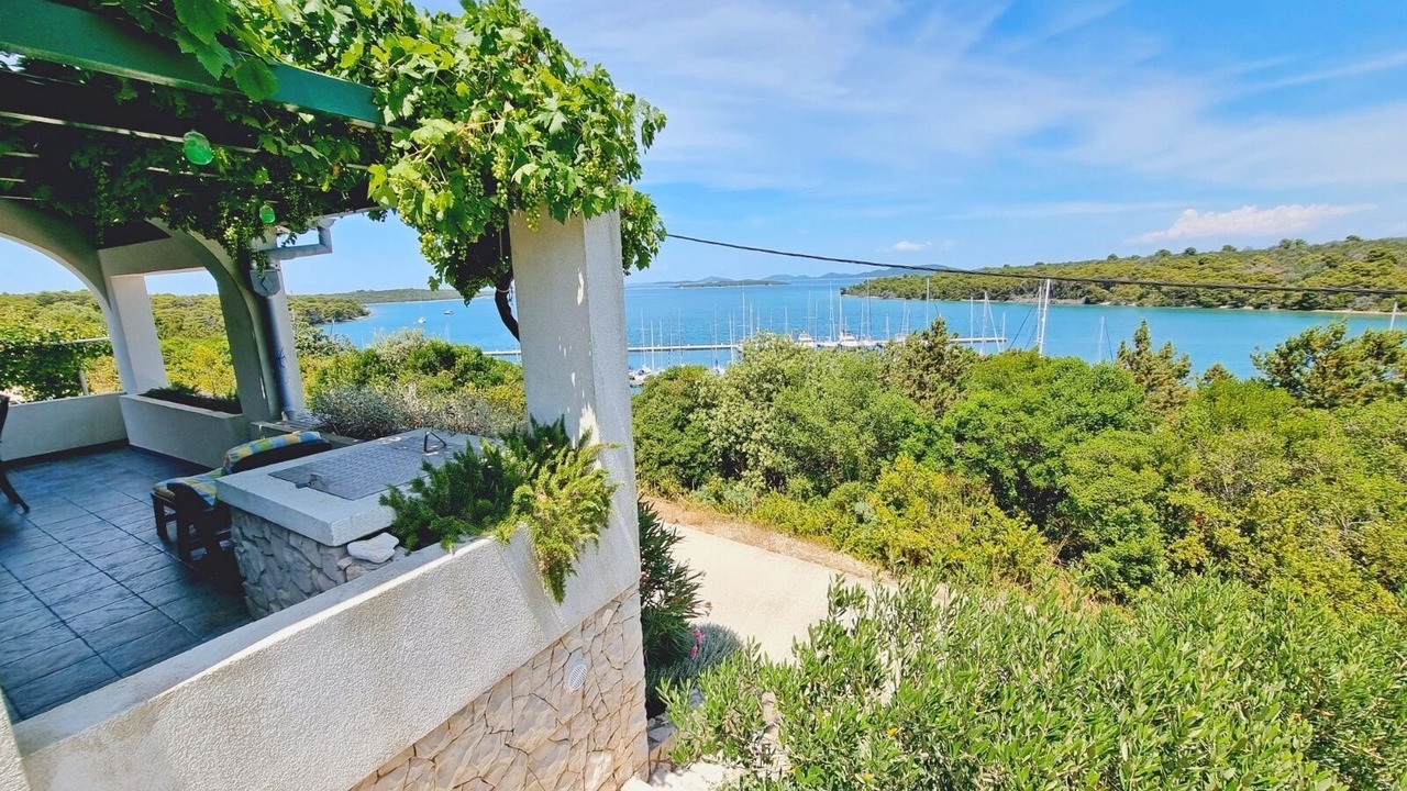 Photo of Patio Balcony in Veli Rat