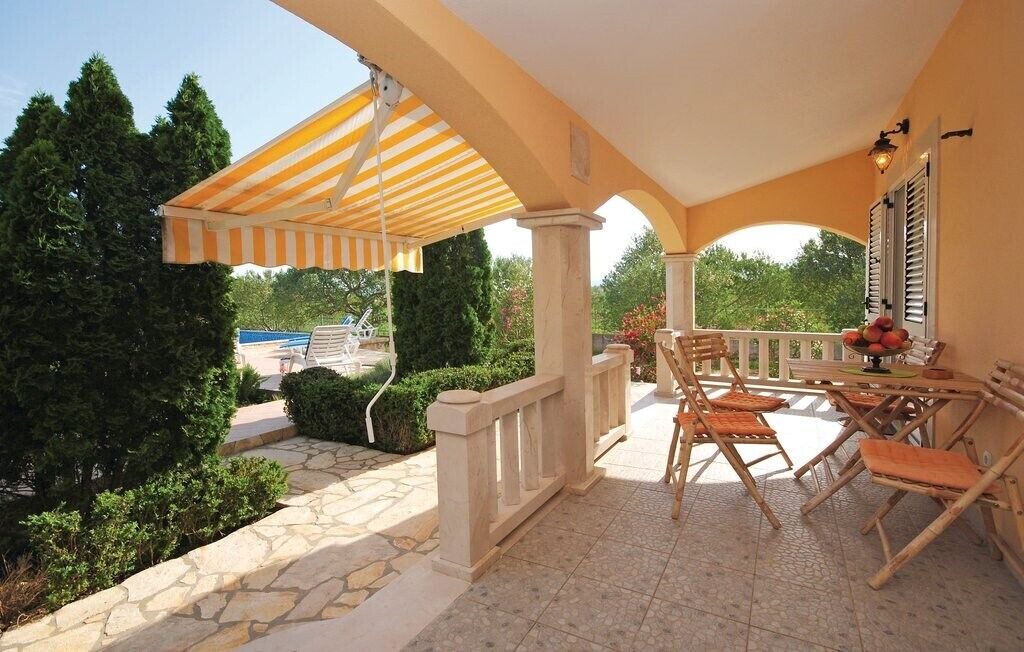 Photo of Outdoor in Rudine