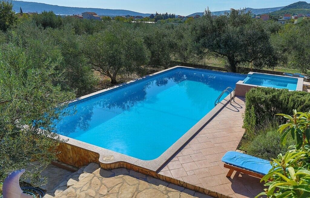 Photo of Outdoor in Rudine