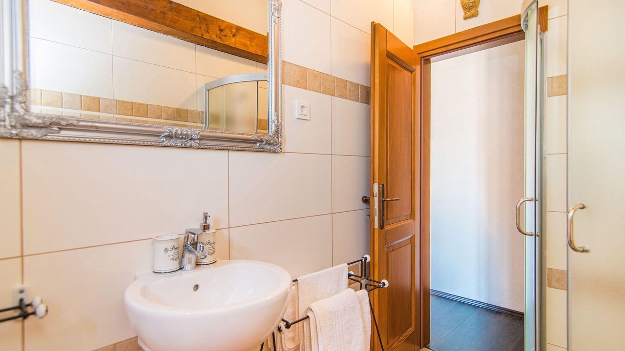 Photo of Bathroom in Medvidici