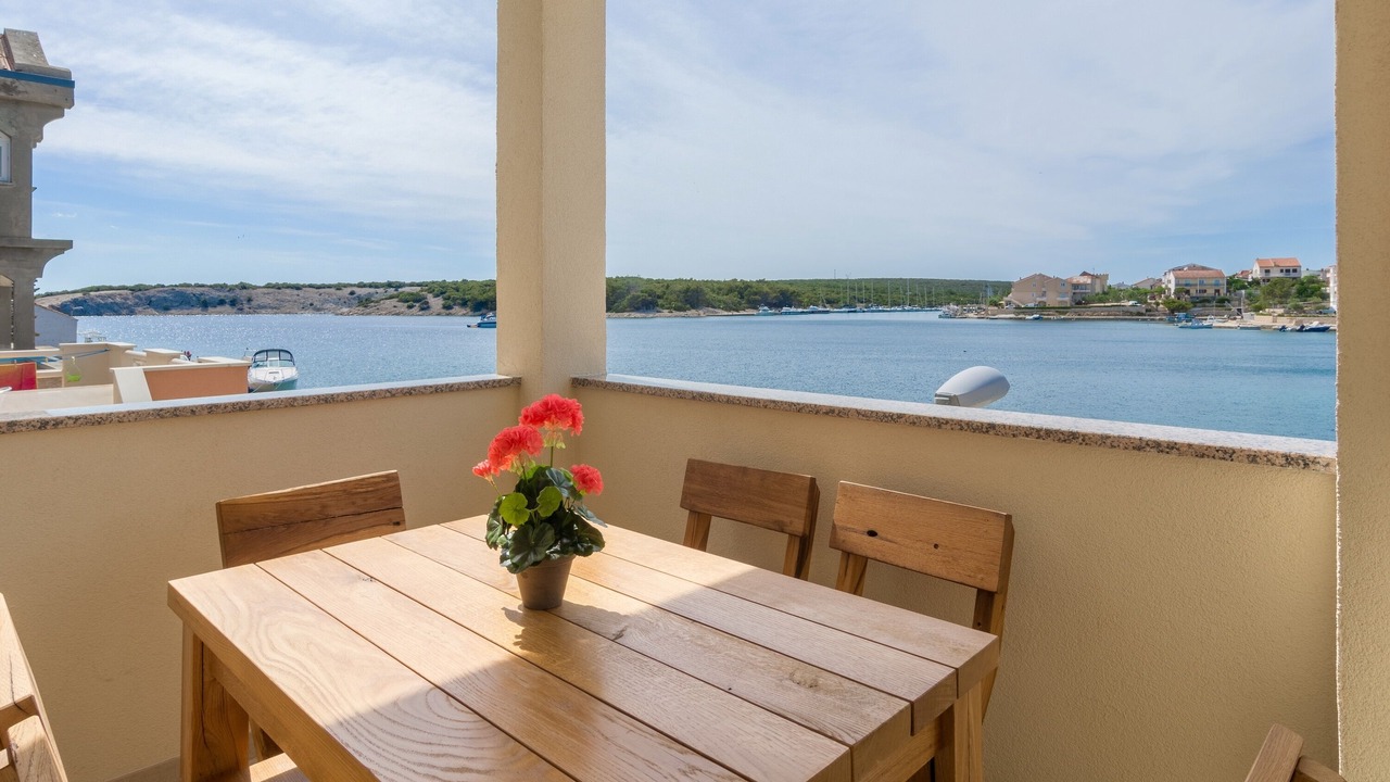 Photo of Patio Balcony in Simuni