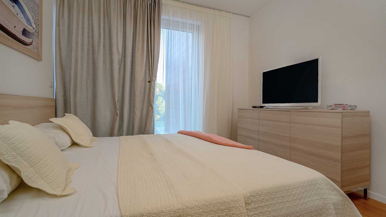 Photo of Bedroom in Sutivan