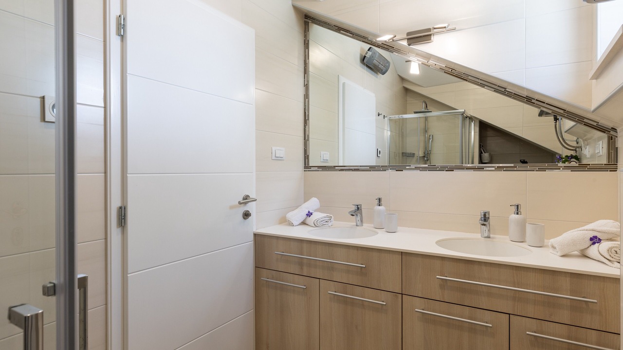 Photo of Bathroom in Zavrelje