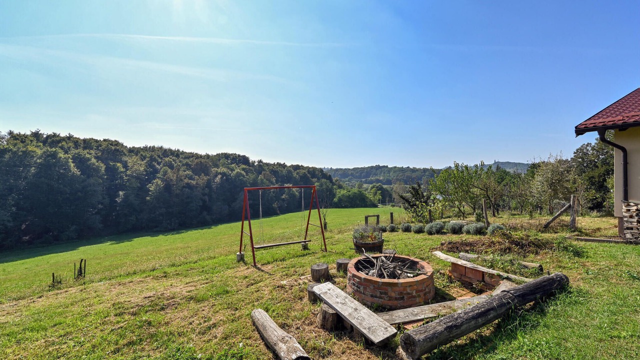 Photo of Others in Grabrovnik