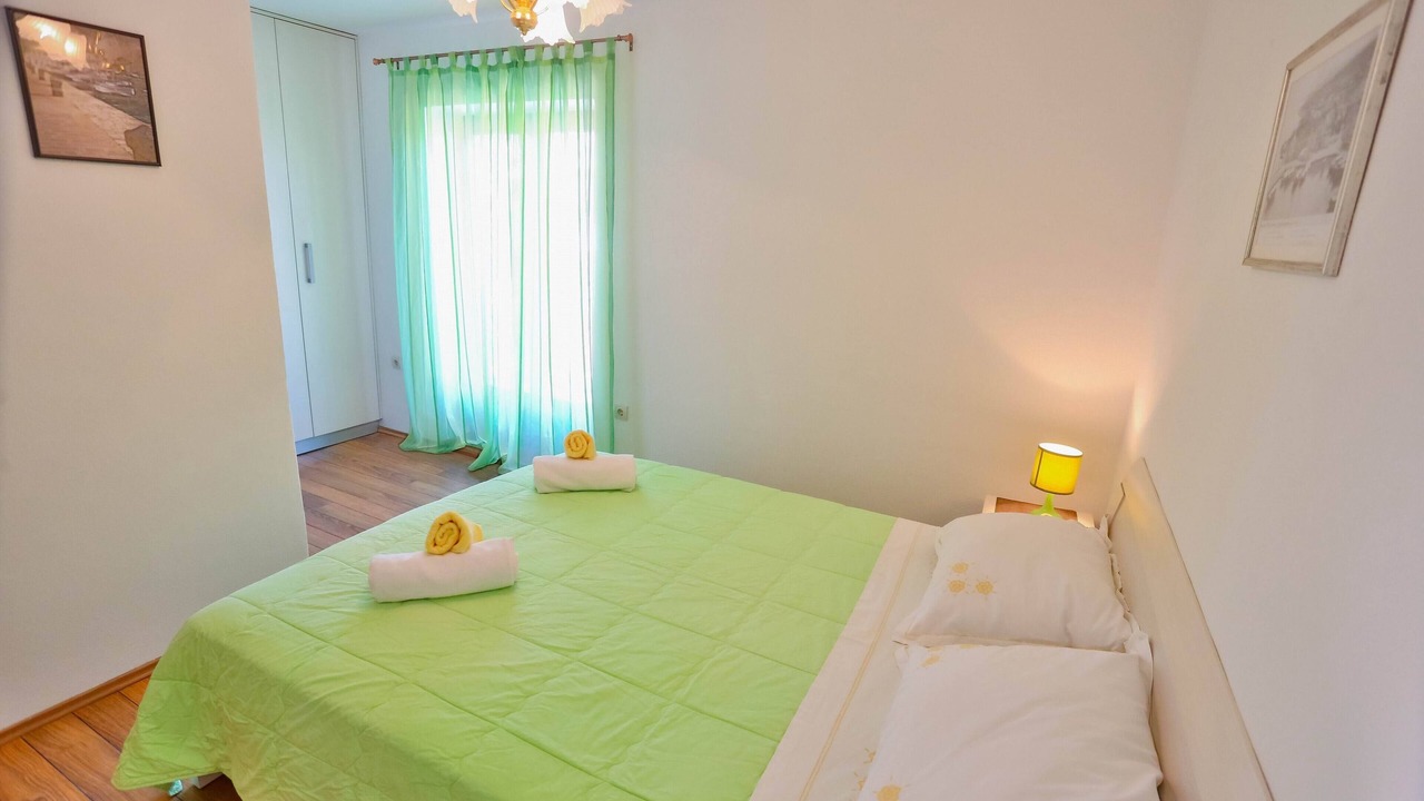 Photo of Bedroom in Sutivan