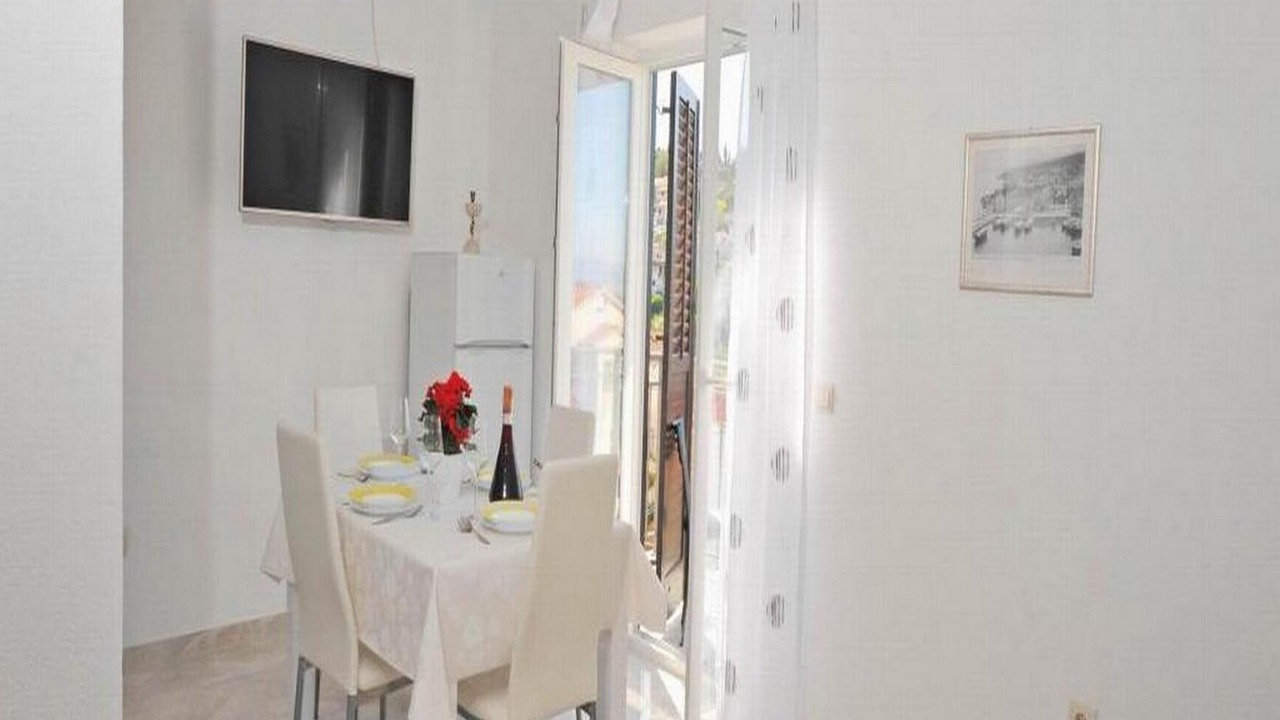 Photo of Livingroom in Sutivan