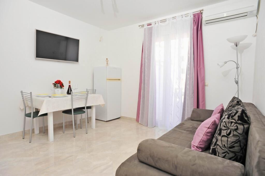 Photo of Livingroom in Sutivan