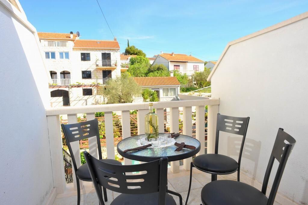 Photo of Patio Balcony in Sutivan