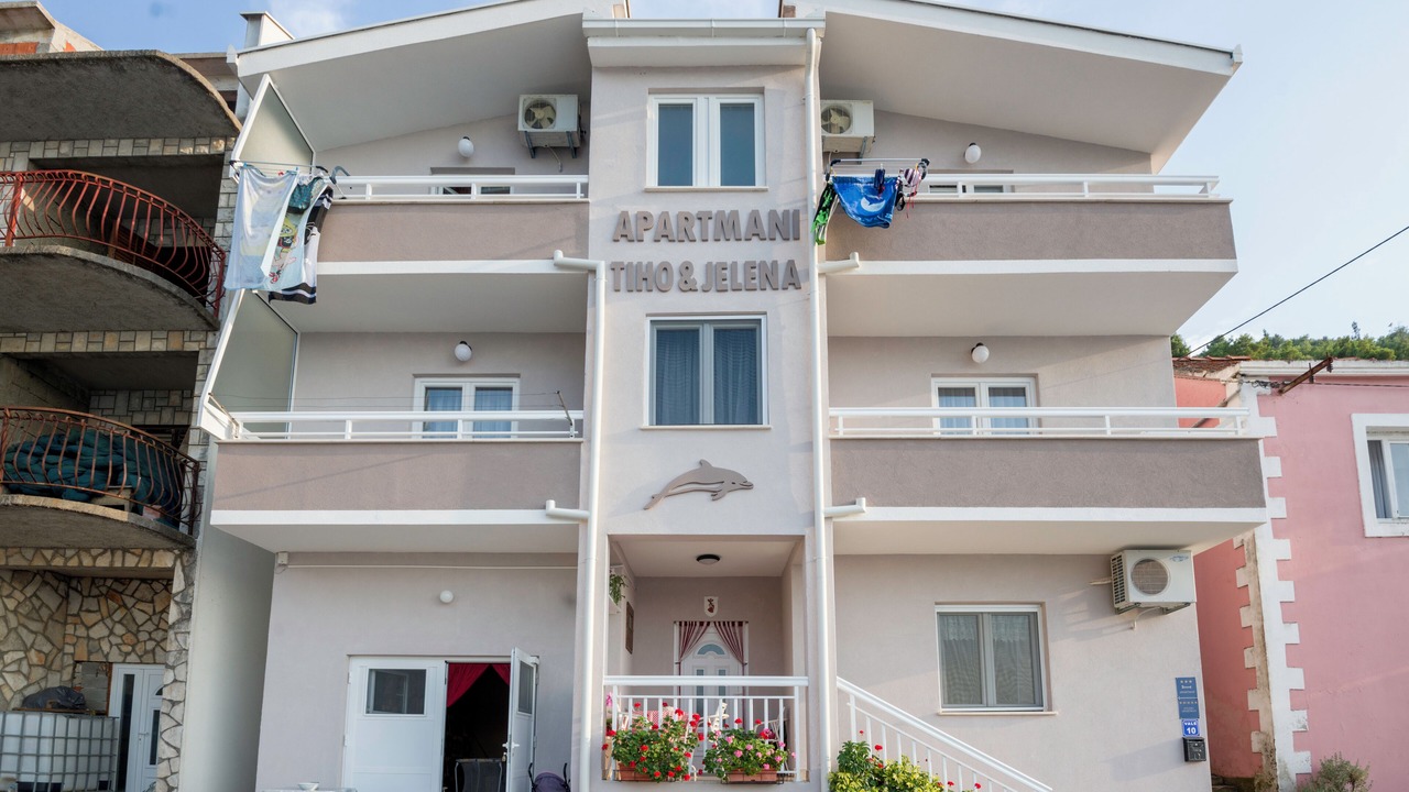 Photo of Outdoor in Blace