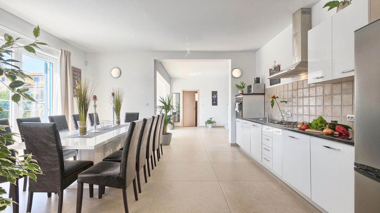 Photo of Others in Muzini