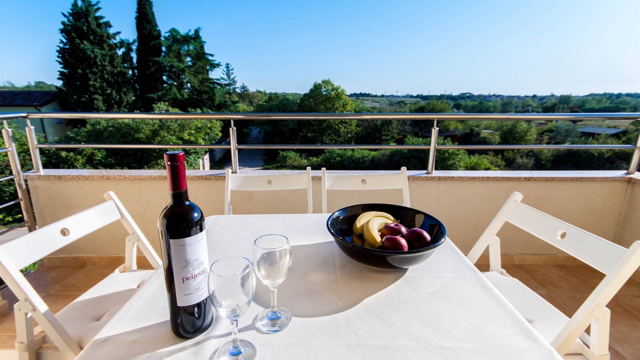 Photo of Outdoor in Monterol